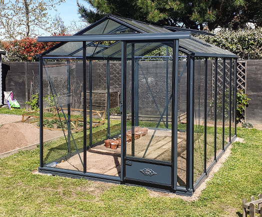 Essentia Gewächshäuser Essentia Gewächshäuser